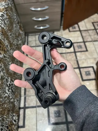 Apoio Pedaleira Bacalhau Dianteiro Lado DIREITO Ninja 400 Z 400