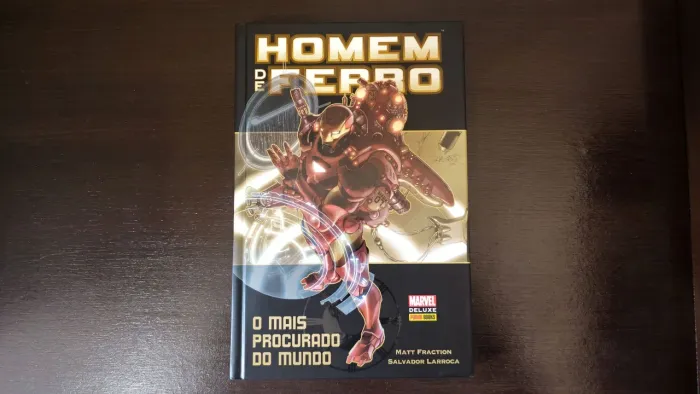 Homem de Ferro - O Mais Procurado do Mundo - Marvel Deluxe - HQ Panini