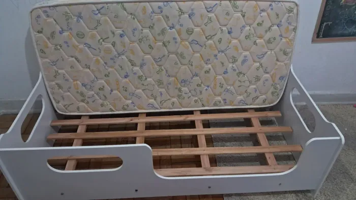 Cama infantil + colchão