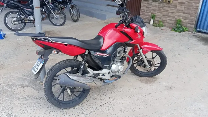 Vendo fan 160 muito nova