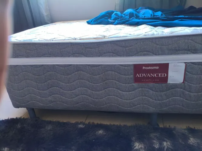 Cama muito bem conservada