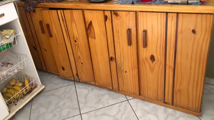 Conjunto armários de madeira