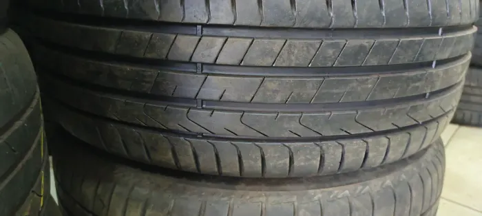 Vendo par de pneus 215/60/17 Scorpion
