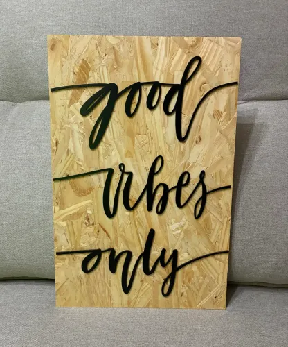 placa decorativa nova good vibes only