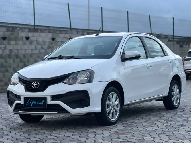 Toyota Etios X Plus 1.5 Flex 16V 5P Aut. 2021