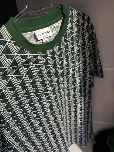 camiseta lacoste monograma 