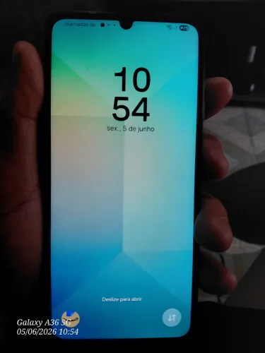 Celular A06 pouco usado 