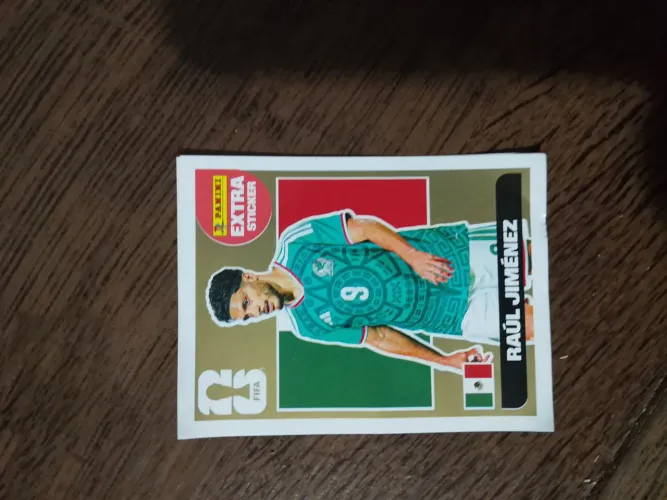 Vendo figurinha extra Sticker Raul Jimenez prata