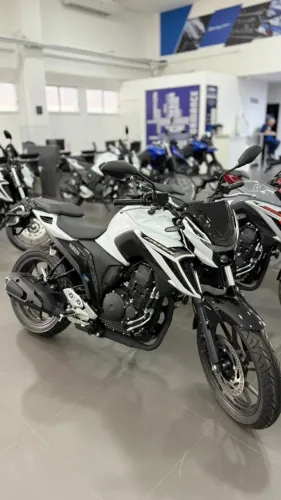 FZ25 CONNECTED - APROVEITE AGORA!