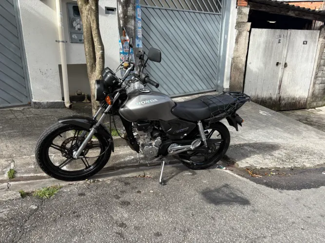 Vendo FAN 125 2008.