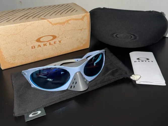 Óculos Oakley Plantaris Matte Stonewash Prizm Deep Water Polarized - Original