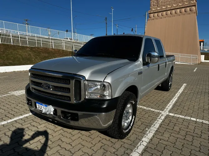 Ford F-250 XLT 4.2 180cv CD TB Diesel 2005