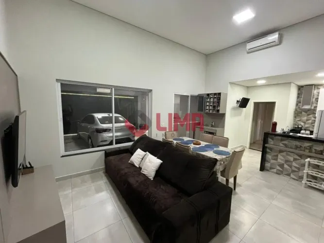 Casa para venda com 123,57 m² e 3 quartos em Jardim Santa Angelina, Agudos - SP