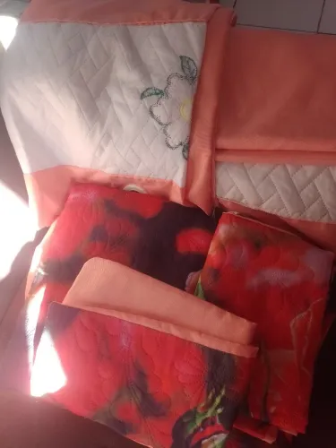 Colcha Oxford com cortina 