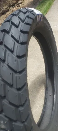 Pneu moto aro 17 traseiro bros cressem xre190 110/90 técnico novo não é remold