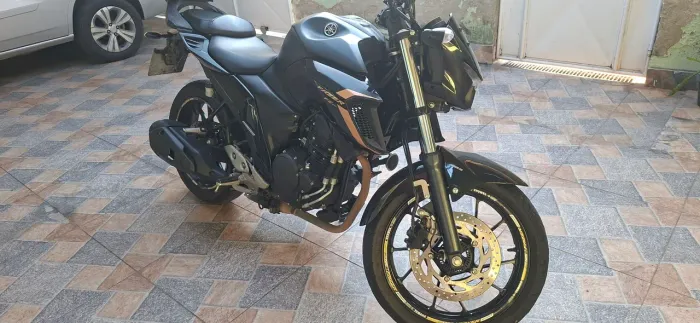 FZ 25 FAZER 250 MUITO NOVA 2024 BX KM