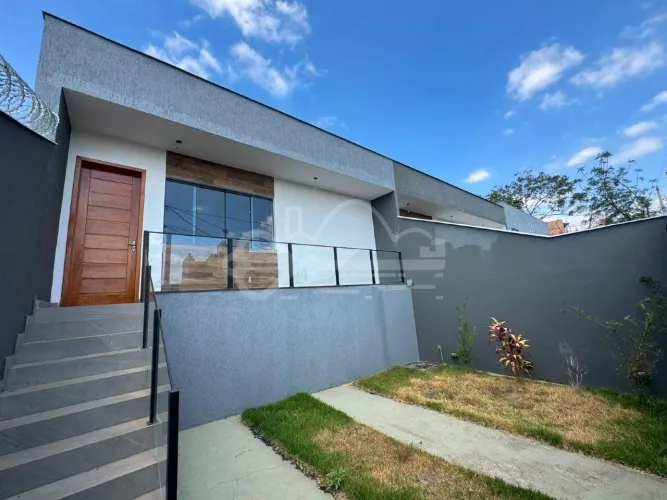 CASA GEMINADA | 3 QUARTOS | 1 SUÍTES | 2 VAGAS | BOA VISTA VESPASIANO | R$ 569.000,00