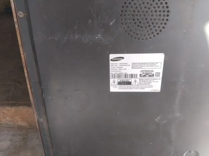 Tv samsung 46p tela trincada