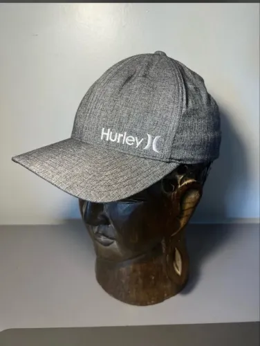 Boné Hurley