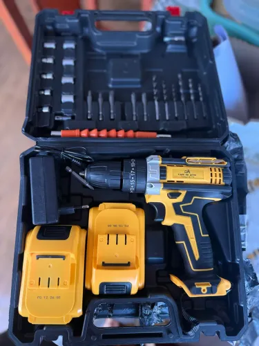 Parafusadeira/Furadeira sem Fio + Kit completo