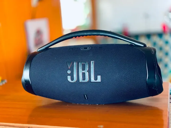 Vende-se JBL Boombox 3