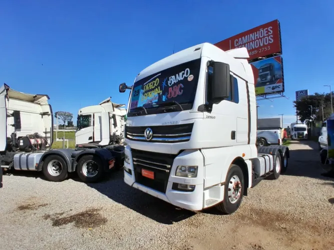 Volkswagen 29.520 Meteor 29.520 6x4 2p (diesel)(E5) 2022/2023 Vamos Seminovos Caçapava