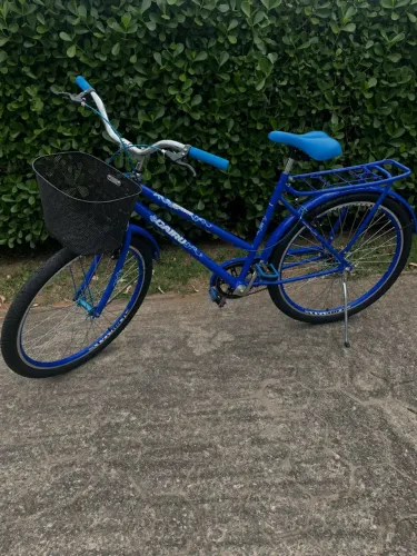 Bicicleta azul com nota fiscal