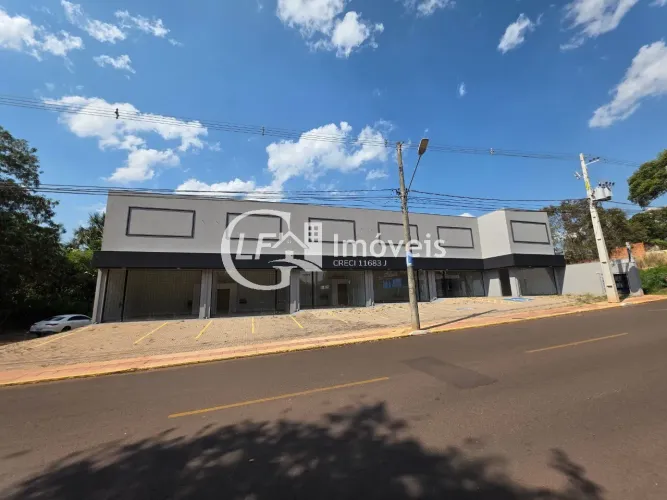 Sala Comercial Próximo ao Rádio Clube Campo: 6 Salas, 6 Banheiros, 6 Vagas, 50m² de Área!