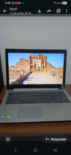 Notebook LENOVO