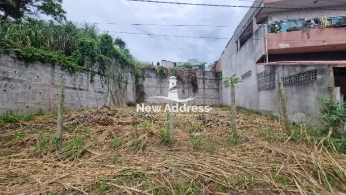 Terreno de 360m² escriturado localizado em Ponta da Fruta, Vila Velha.