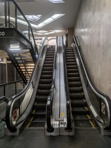Sala comercial no Centro do RJ - Rua do Ouvidor