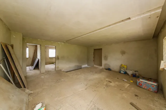 Casa semiacabada, para você finalizar do jeito que quiser para venda