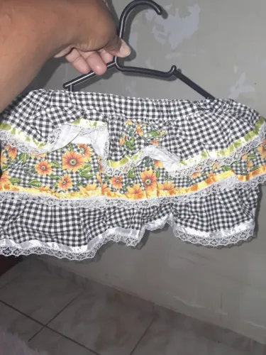 Vendo uma saia de caipira infantil e uma bota infantil tudo em ótimo estado