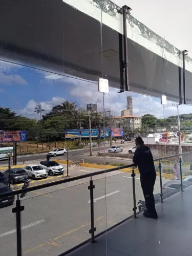 Isaías Imóveis ALUGA Sala COMERCIAL no OURO MINAS, AV.SÃO LUÍS REI DE FRANÇA.