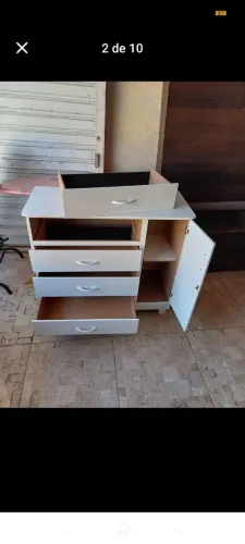 Ainda não comprou sua cómoda, temos ela nova, vai montada, e entregamos grátis na ZN.