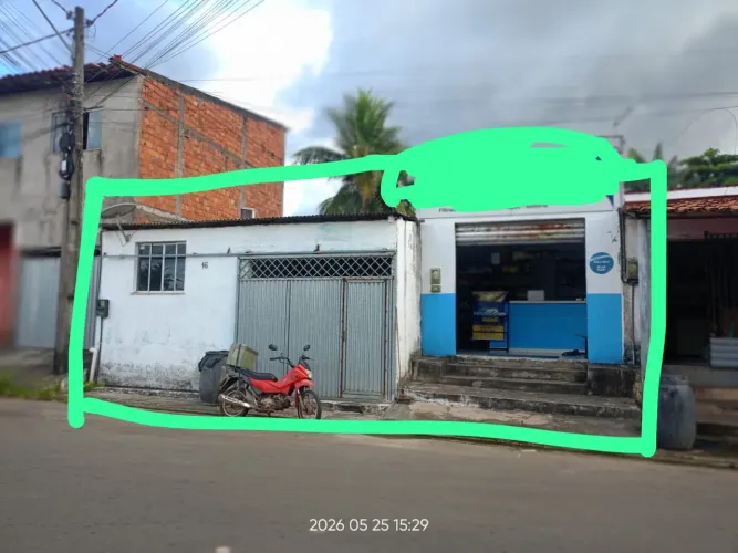Casa e um ponto comercial