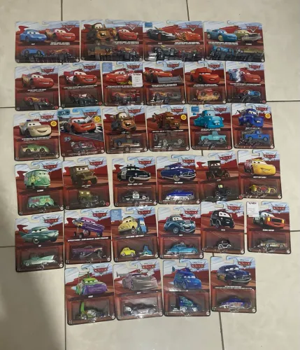 Disney carros - Mattel - Pack 36 carrinhos 