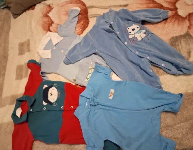 Kit 4 macacões tiptop. 