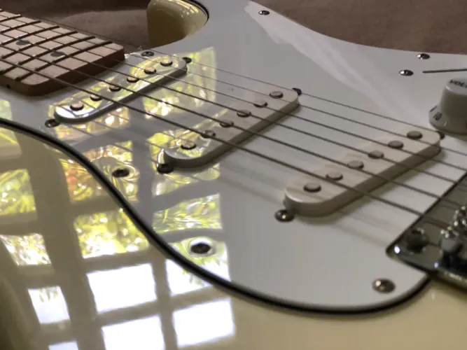 Guitarra Squier Stratocaster impecavel