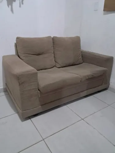Sofá dois lugares seminovo