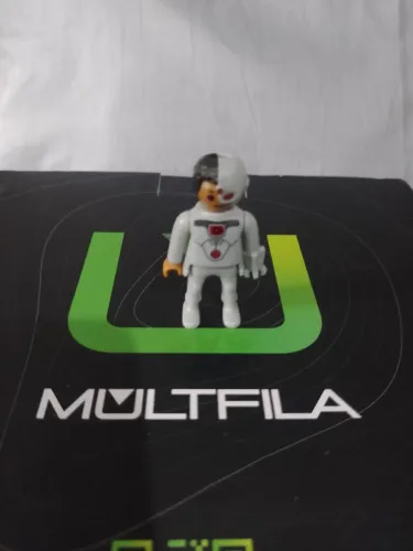 Boneco cyborg Kinder ovo Playmobil dc 