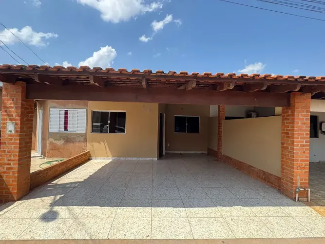 Aluga casa Cond. Alto da colina - com 65m2 com 2 quartos sendo um suite /2 vagas de garage