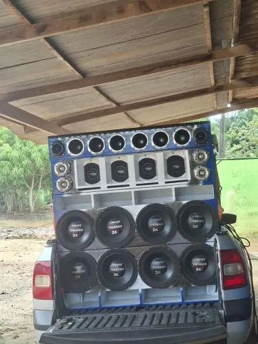 Som automotivo completo
