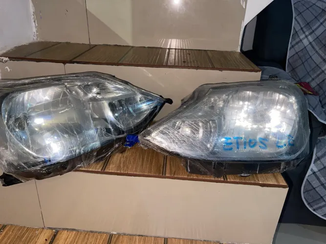 Par do Farol Etios 2013 2014 2015 2016 2017 2018 Cromado