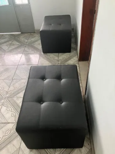 Puf acolchoado preto