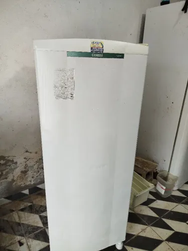 Geladeira Consul degelo seco funcionando perfeitamente esse valor é essa entrega zap