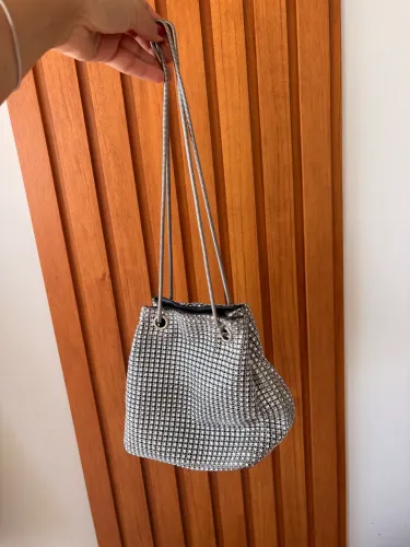 Bolsa brilhante pequena