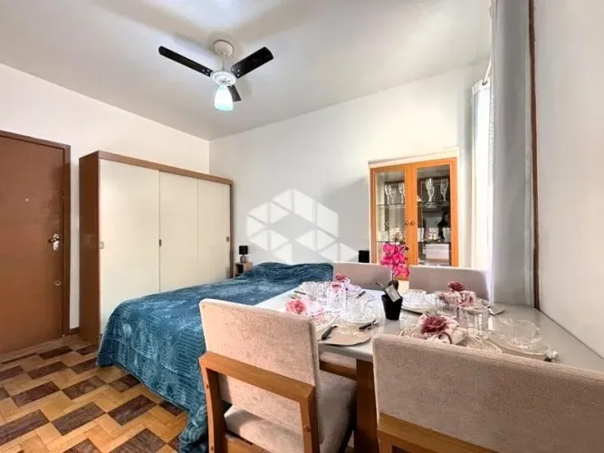 Apartamento à venda, estilo Loft, mobiliado, no Bairro Praia de Belas