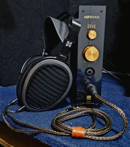 Arya stealth v3 + EF499 + cabo openheart xlr balanceado + cabo RCA + cabo fonte + USB A