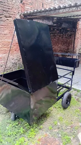Carretinha pra vendas de mercadoria